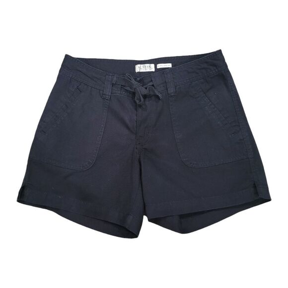 Austin black casual shorts - Picture 1 of 3